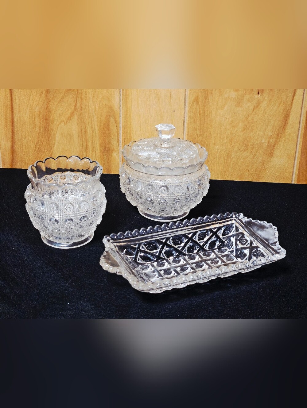 Vintage Westmoreland Lacey Daisy 3 Piece Glass Set Bowl Lid Platter